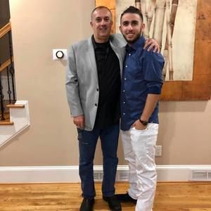 Meet your Posher, Eyal